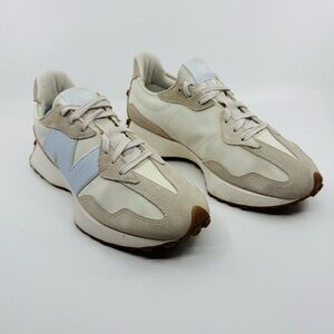 New Balance 327 Sneaker Color Moonbeam/Ice Blue SZ 9 Women’s. 7.5 Men’s.